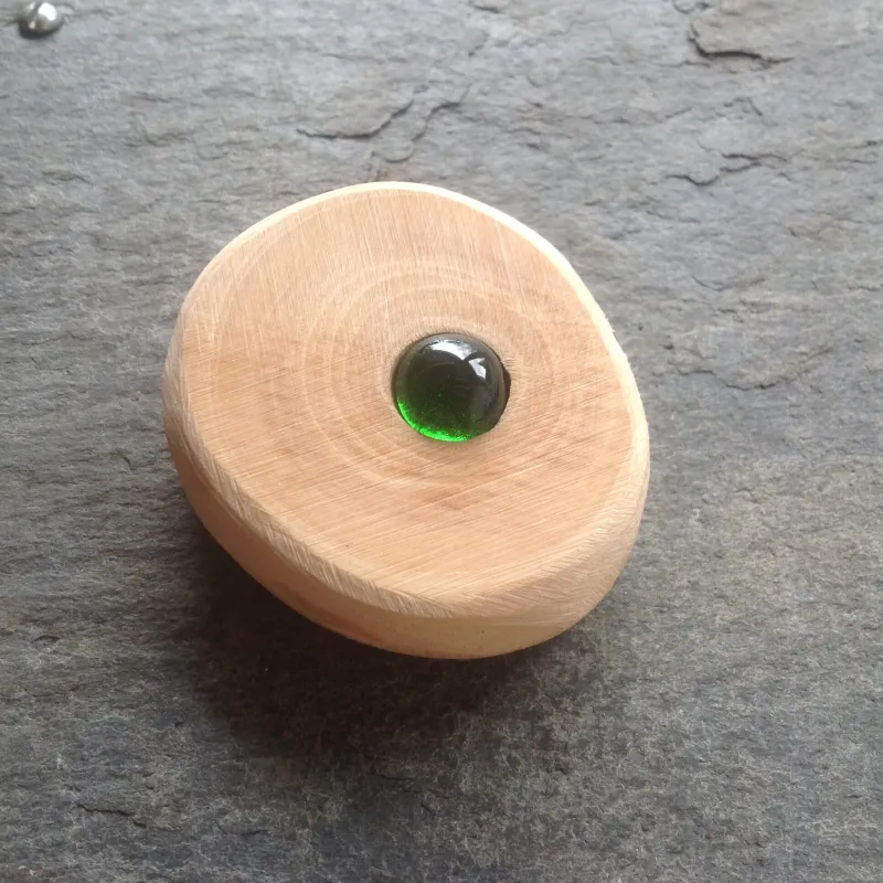 Gebedsnoot met groen glas
